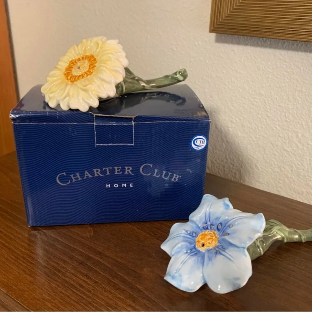 CHARTER CLUB WILDFLOWER SALT AND PEPPER SHAKER SET cc-100-5353‎